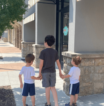 The Love/Hate Relationship Of Taking My Kids Anywhere
