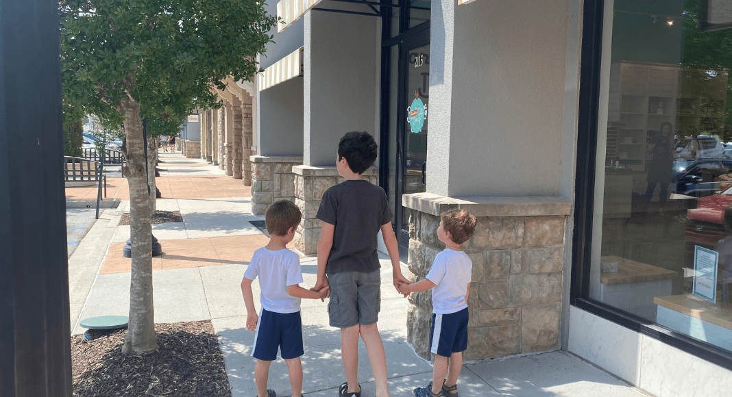 The Love/Hate Relationship Of Taking My Kids Anywhere