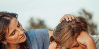 Choosing Peace In The Chaos: A Mom’s Lesson In Pausing